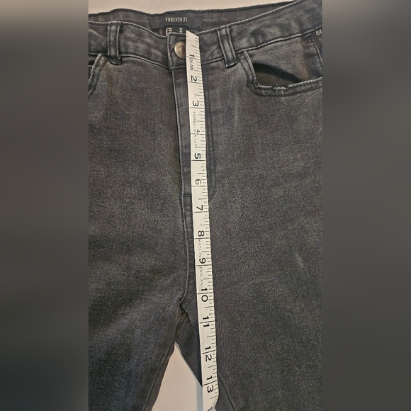 Forever 21 Black Denim Jeans High Rise Punk/Grunge Stretch Size 26 - Picture 6 of 7
